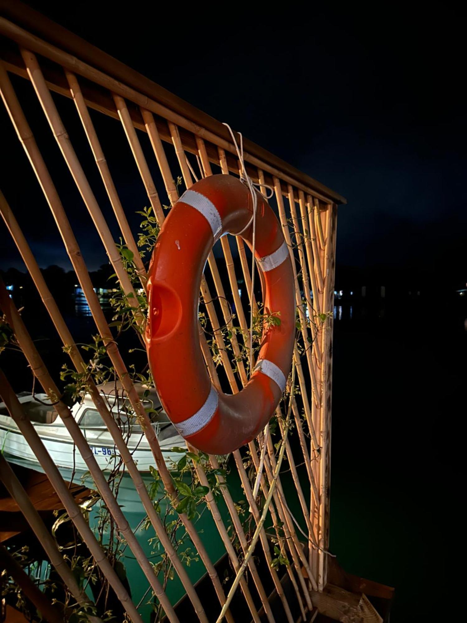 Meris Ulcinj Exteriör bild