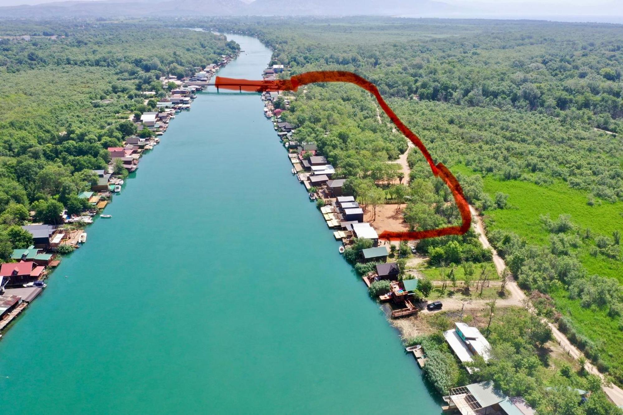 Meris Ulcinj Exteriör bild